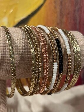 Vtg Bangle Bundle Gold and Mixed Bead Stackable Bracelet Set